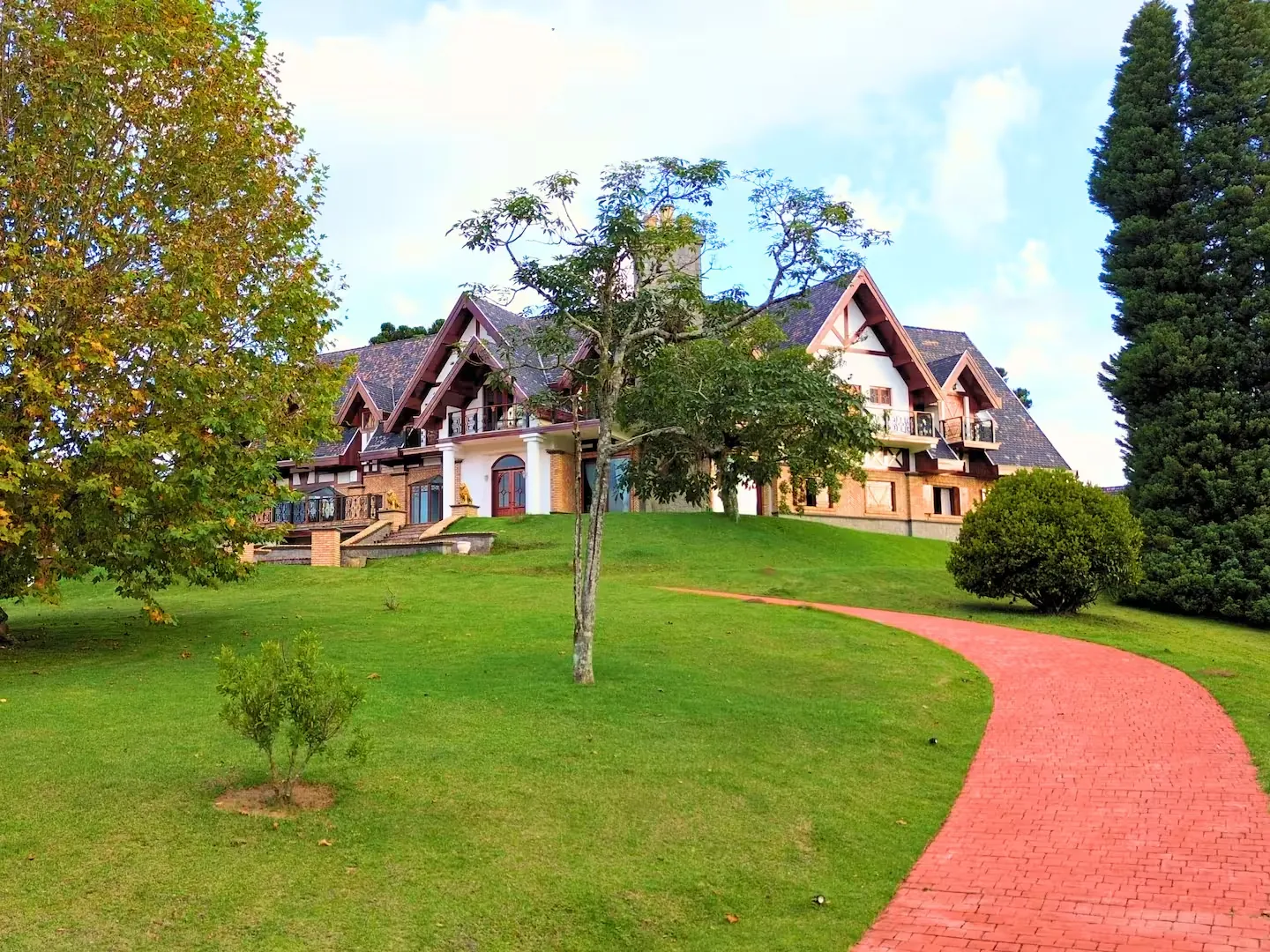 Casa que sediará a imersão Confractal